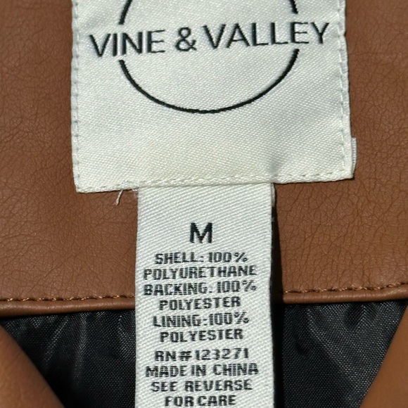 Vine & Valley women’s size M faux leather Moto‎ crop jacket/front zip closure - Picture 8 of 10